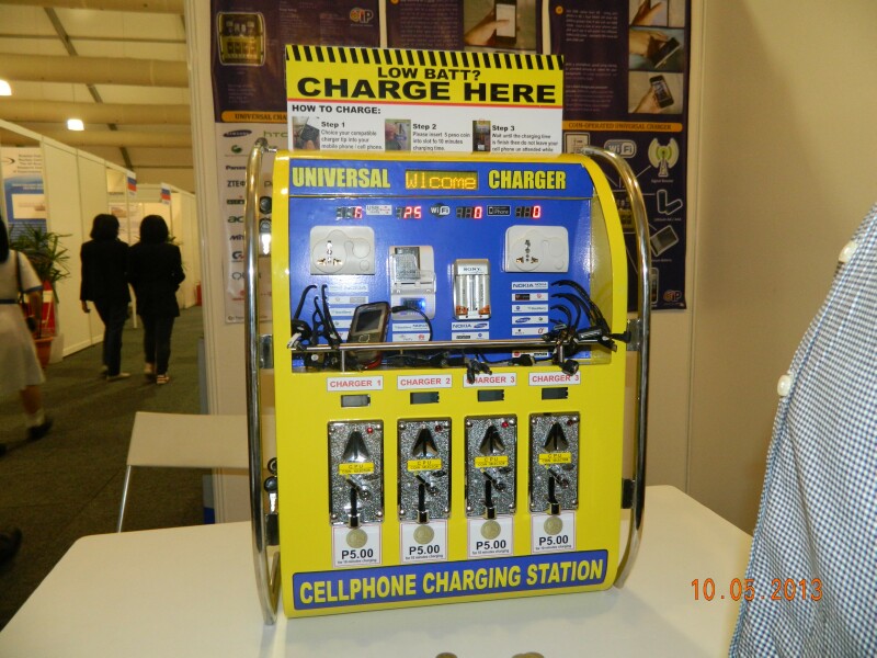 Coin operated battery charger Coin operated battery charger